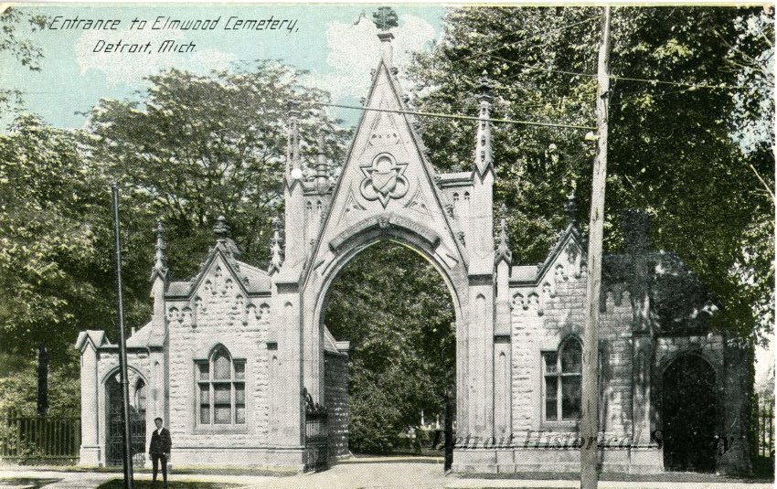 Elmwood Cemetery postcard 1935.jpg