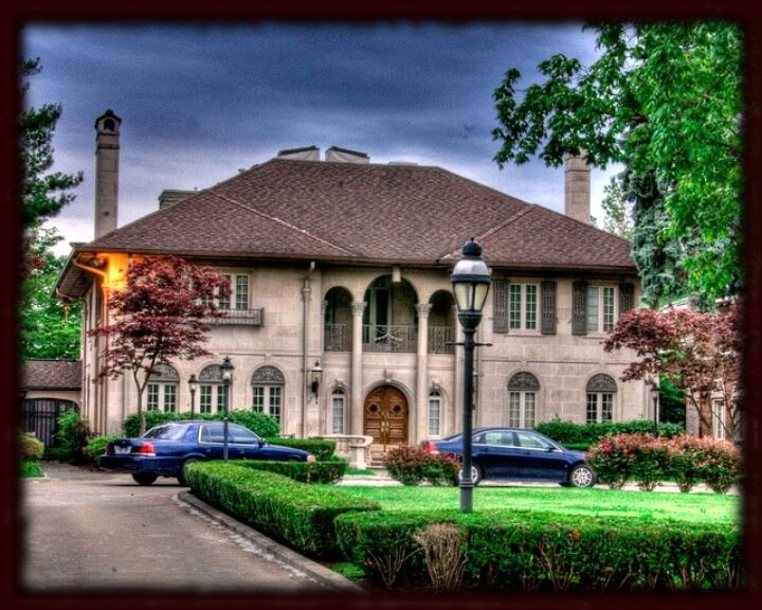 Detroit Manoogian Mansion.jpg