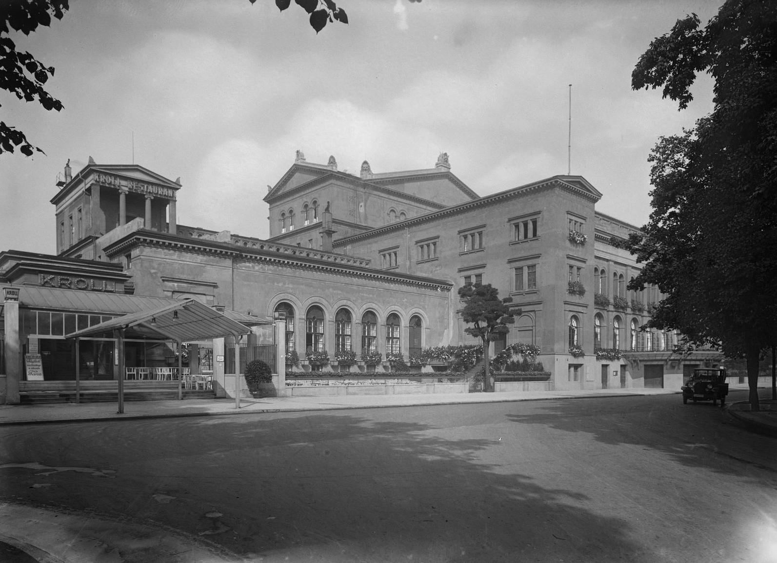 Kroll Opera-berlin1.jpg